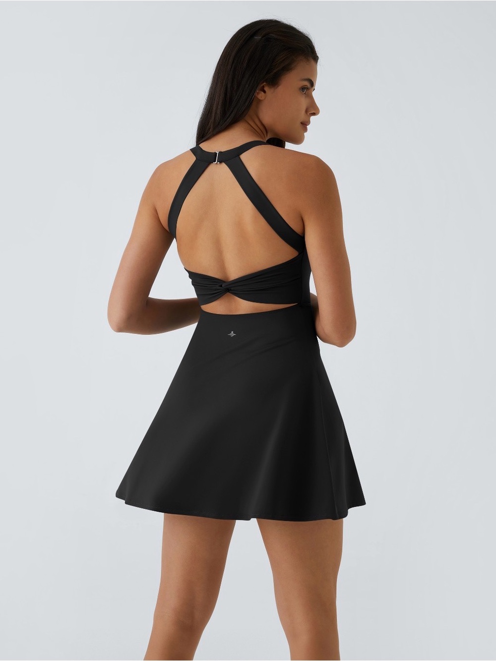 HALARA Softlyzero airy backless twisted dress - Picture 6 of 8